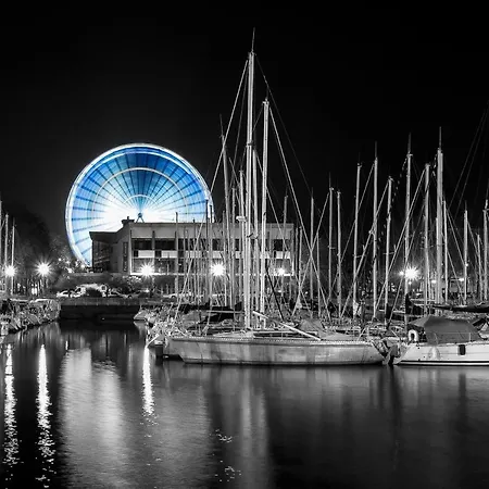 Lorient - L'Escapade - Lit Queen Size - Proche Centre Et Gare - Internet Haut Debit Fibre Exterior photo